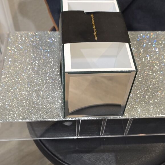 At Home Crushed Diamond Mirrored Triple Compartment Organizer - Picture 10 of 11